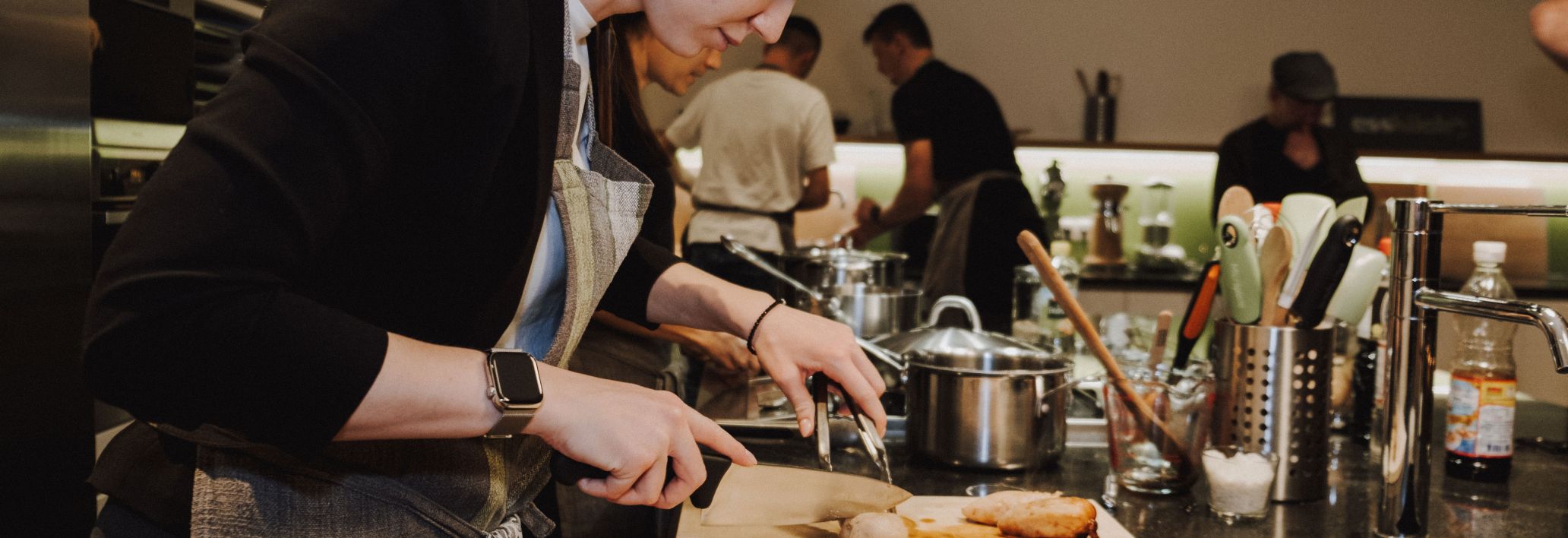 Frühlingsrollen-schneiden Frühlingsrollen-schneiden
