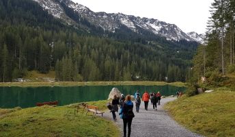 Gruppeausflug zum Herzsee im Kleinwalsertal Gruppeausflug zum Herzsee im Kleinwalsertal