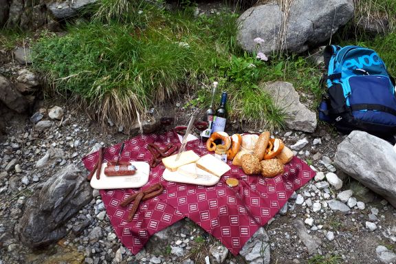 Jause Genusswanderung Kleinwalsertal Jause Genusswanderung Kleinwalsertal