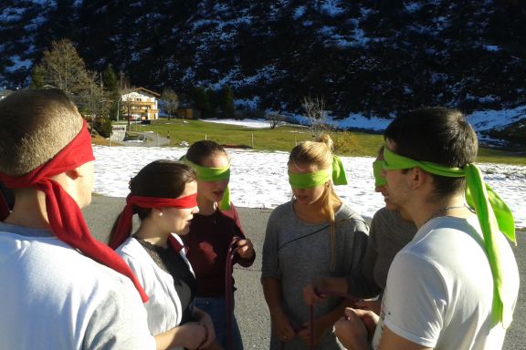 Team-Aktiv Teambuilding Team-Aktiv Teambuilding