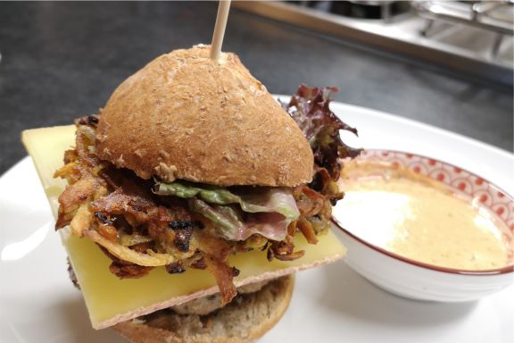 Gemeinsames Kochen, Alpiner Männerkochkurs im Verner's 2020 Gemeinsames Kochen, Alpiner Männerkochkurs im Verner's 2020