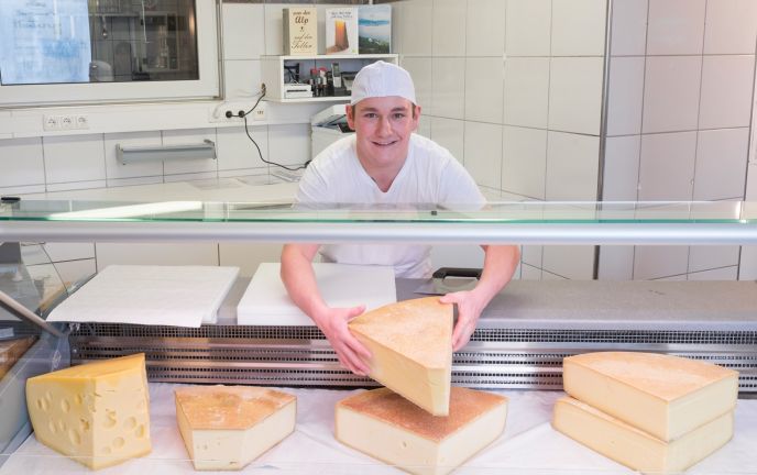 Käsetheke Bergsennerei Hinteregg Käsetheke Bergsennerei Hinteregg