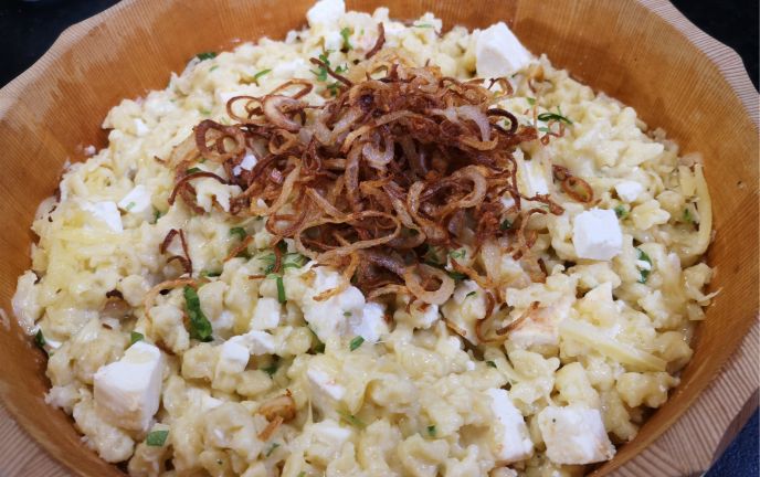 Gemeinsames Kochen Kässknöpfle, Rahmenprogramm im Verner's 2020