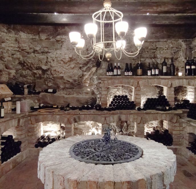 Weinkeller Burgrestaurant Gebhardsberg Weinkeller Burgrestaurant Gebhardsberg